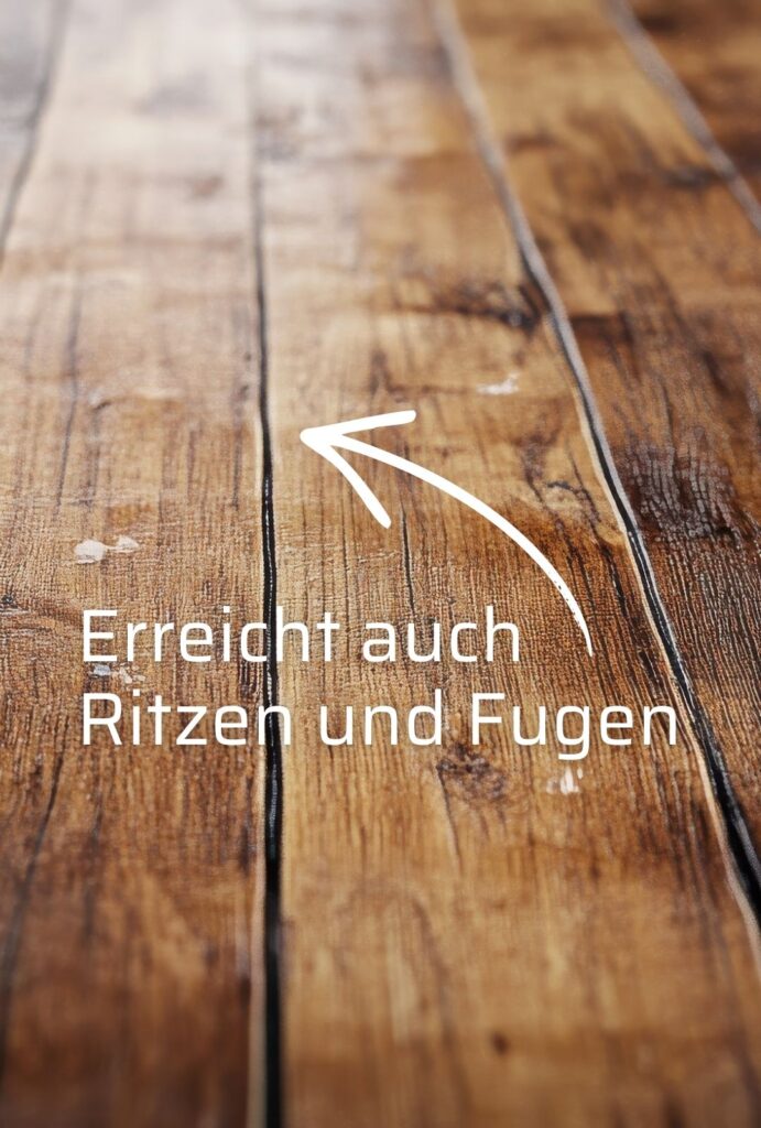 Holzboden mit Ritzen